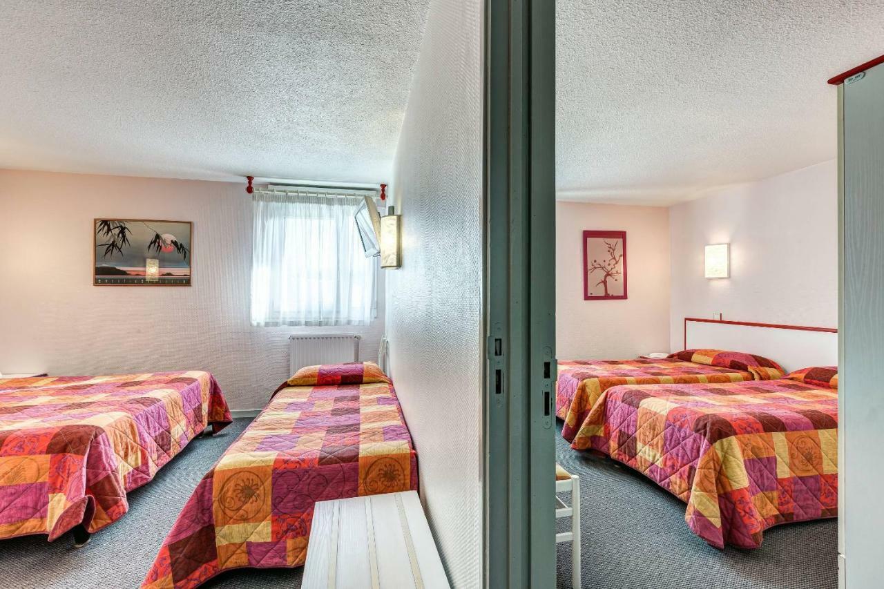 Logis Hotel Le Moulin Des Gardelles Риом Экстерьер фото